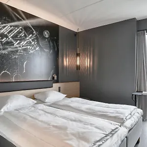 3* ホテル ズリープ アリーナ